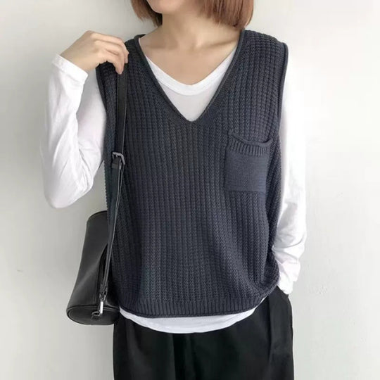 Damen Strickweste mit V-Ausschnitt und praktischer Brusttasche R&B