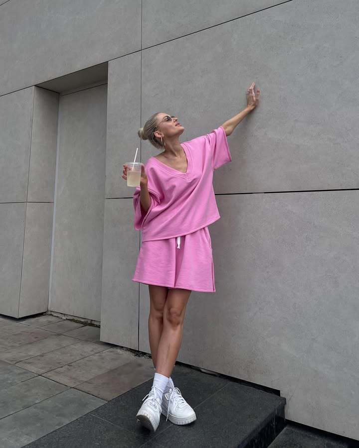 Damen lässiges Lounge-Set mit oversized Oberteil und Shorts R&B