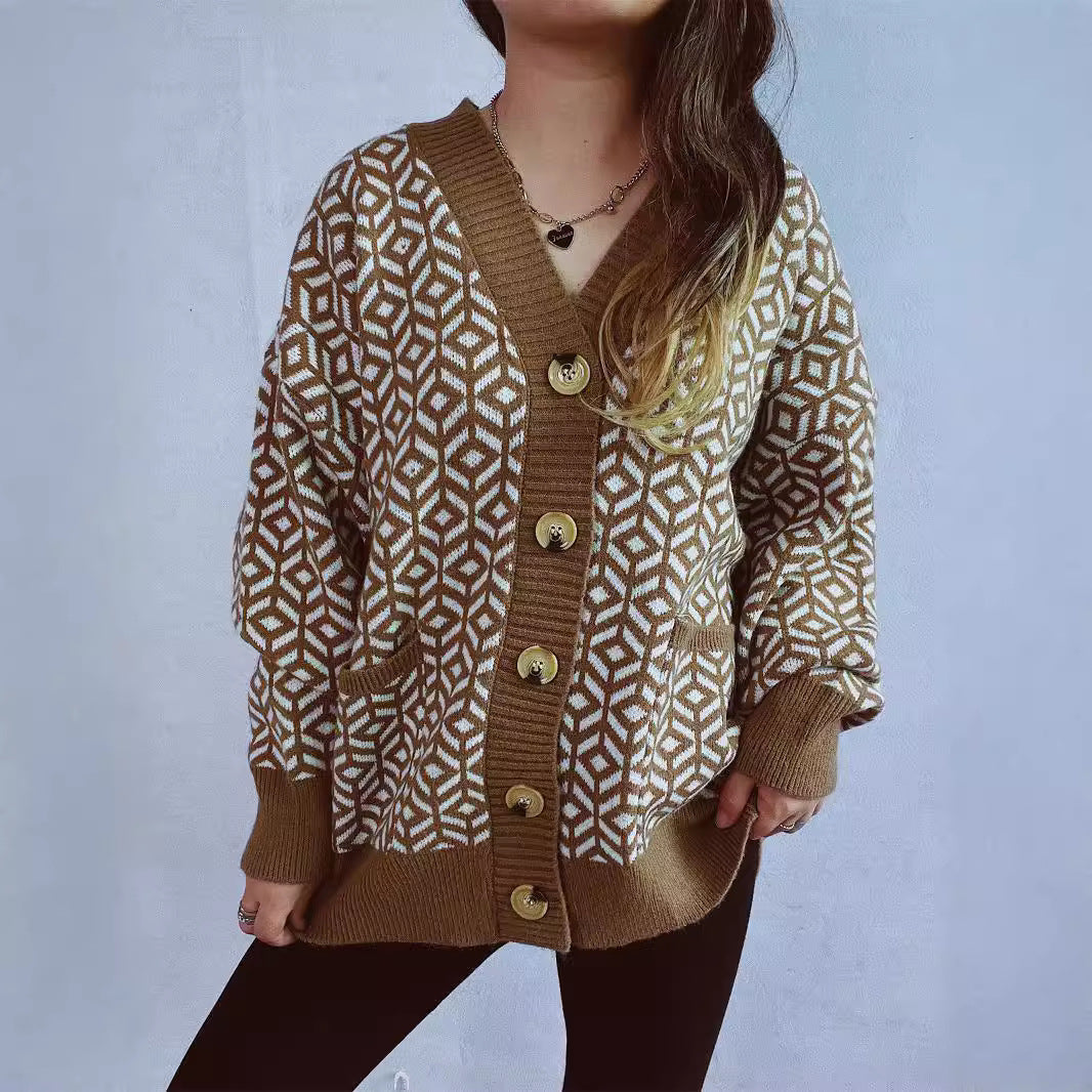 Damen Strickjacke mit geometrischem Muster und Knopfdetails R&B