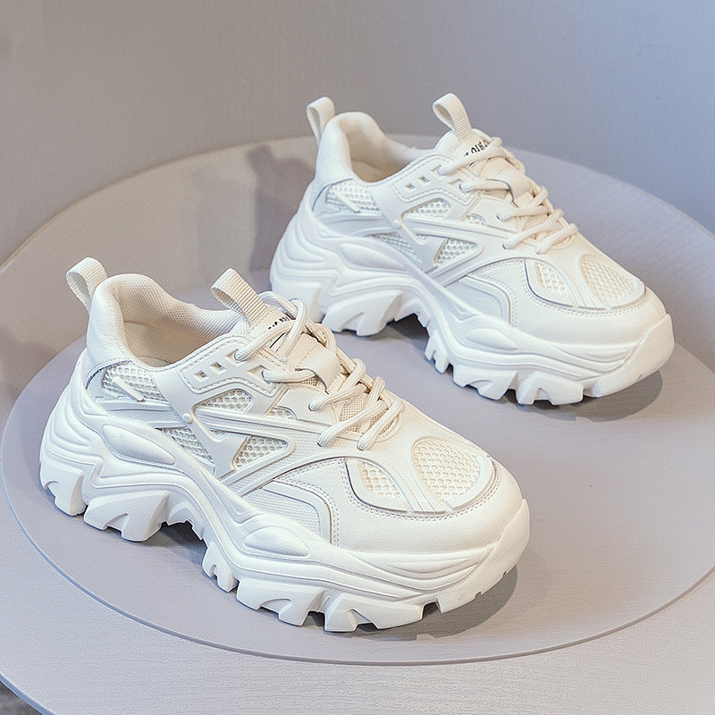 Damen Sportliche Sneakers mit atmungsaktiven Netz-Einsätzen und stabiler Sohle R&B