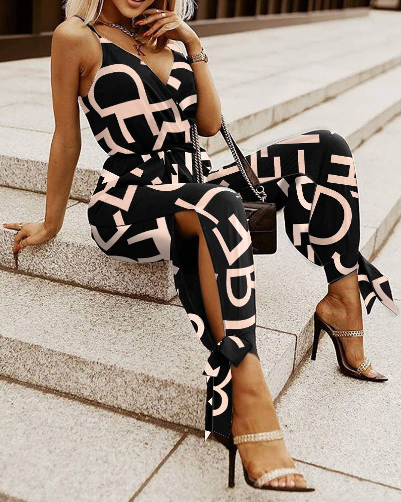 Damen Modischer Jumpsuit mit tiefem V-Ausschnitt und elegantem Druck R&B