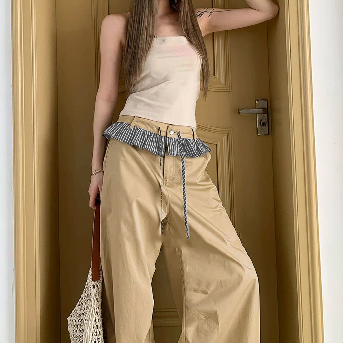 Damen Weite Freizeithose mit Rüschendetails und verstellbarem Bund R&B