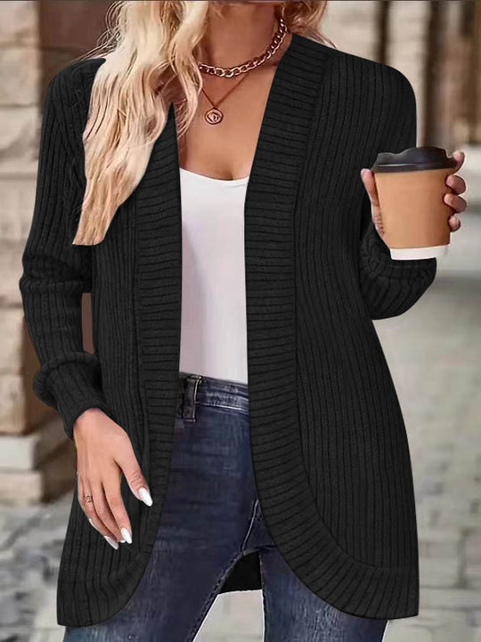 Damen Strickjacke im lässigen Longline-Stil mit modernen Rippendetails R&B