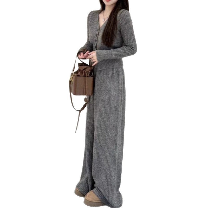 Damen Elegantes gestricktes Jumpsuit mit Knopfdetails und weitem Bein R&B