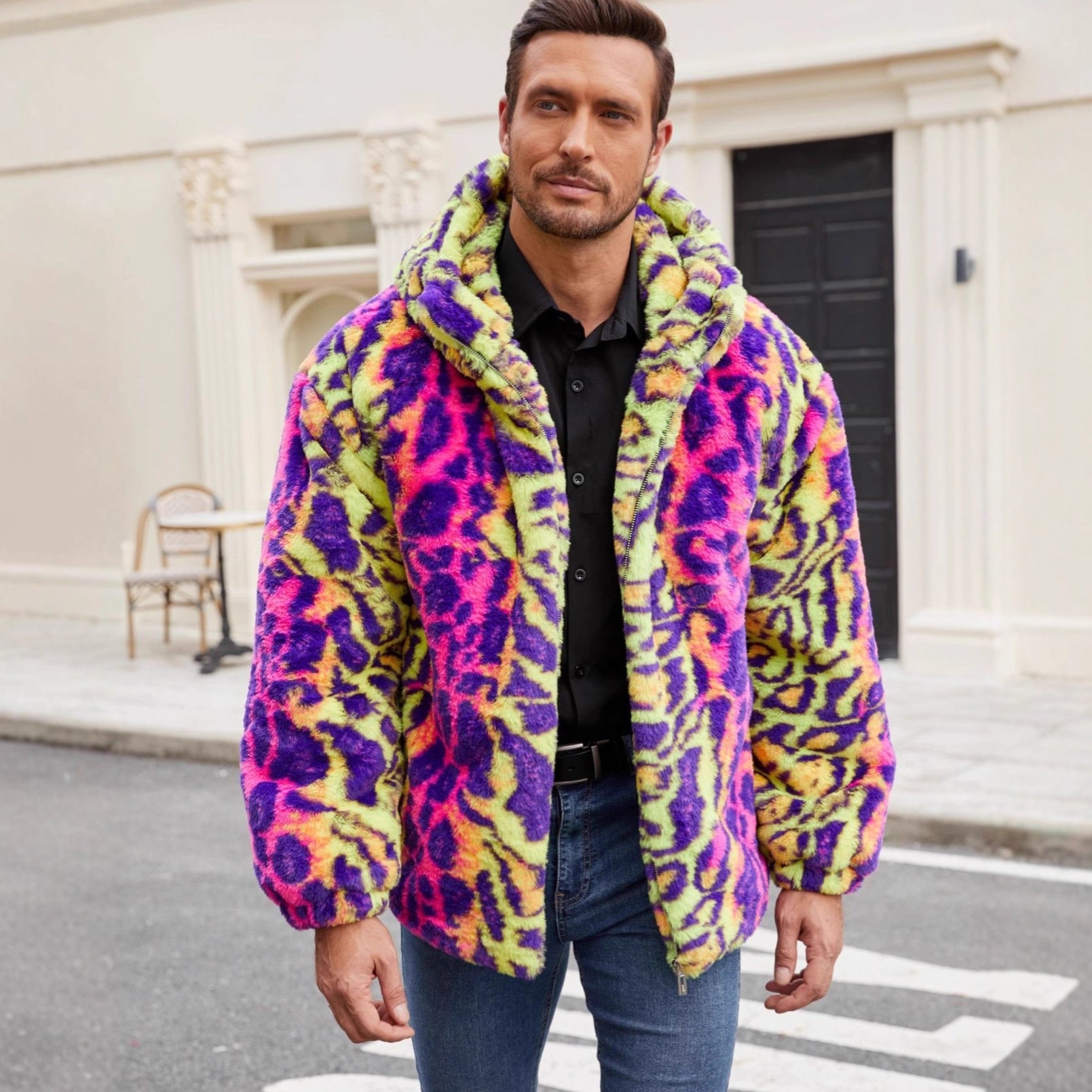 Herren Plüschjacke mit auffälligem Tierprint und Kapuze R&B