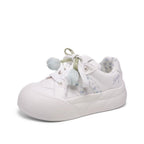 Damen Sneakers mit dekorativen Blütenakzenten und bequemer Polsterung R&B
