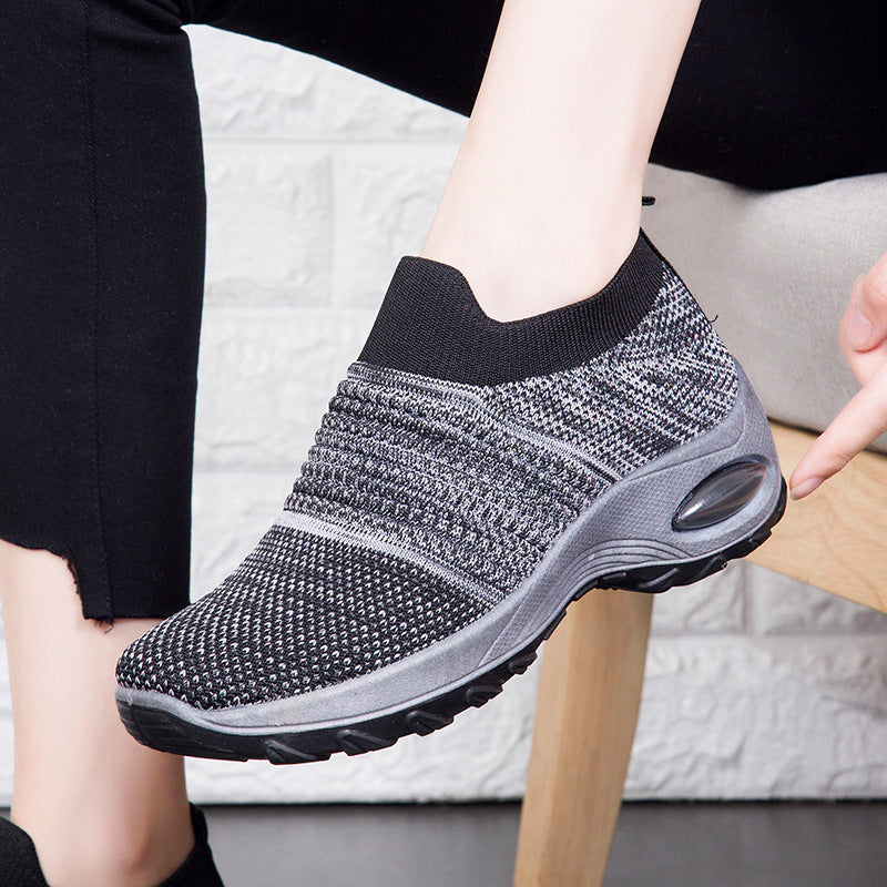 Damen Luftgepolsterte Sneakers mit elastischem Strickoberteil R&B