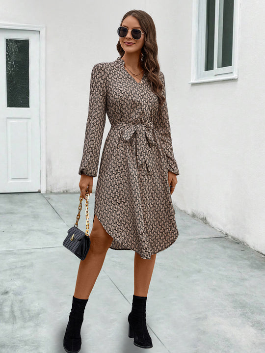 Damen Wickelblusenkleid mit Rüschendetails und praktischen Bindebändern R&B