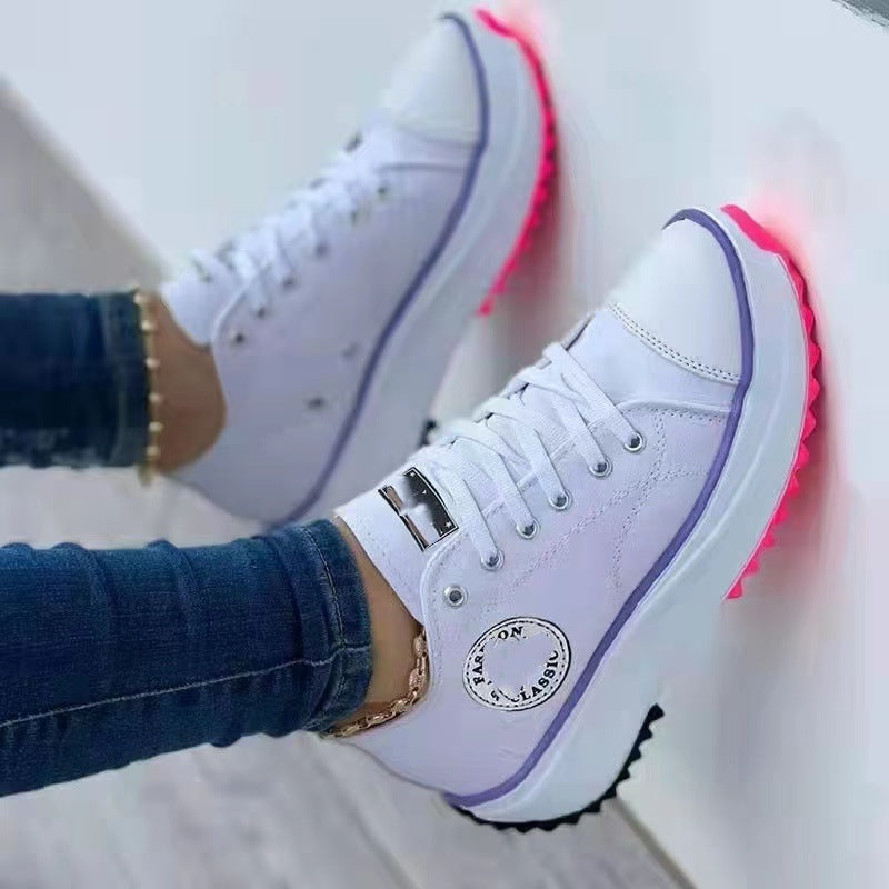 Damen Sportliche Canvas Sneakers im urbanen Design mit Gummisohle R&B