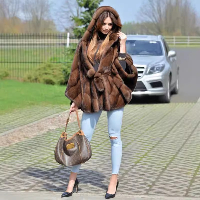 Damen Elegantes Kunstpelz-Cape mit voluminösem Kapuzenkragen und Gürtel R&B