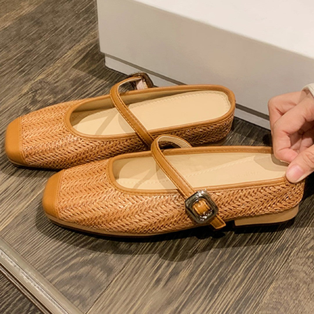 Damen Elegante Ballerinas mit modischem Riemchen und feiner Struktur R&B