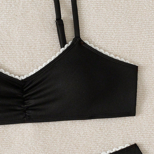 Damen Bikini-Set mit verspieltem Rüschendesign und hochgeschnittenem Slip R&B