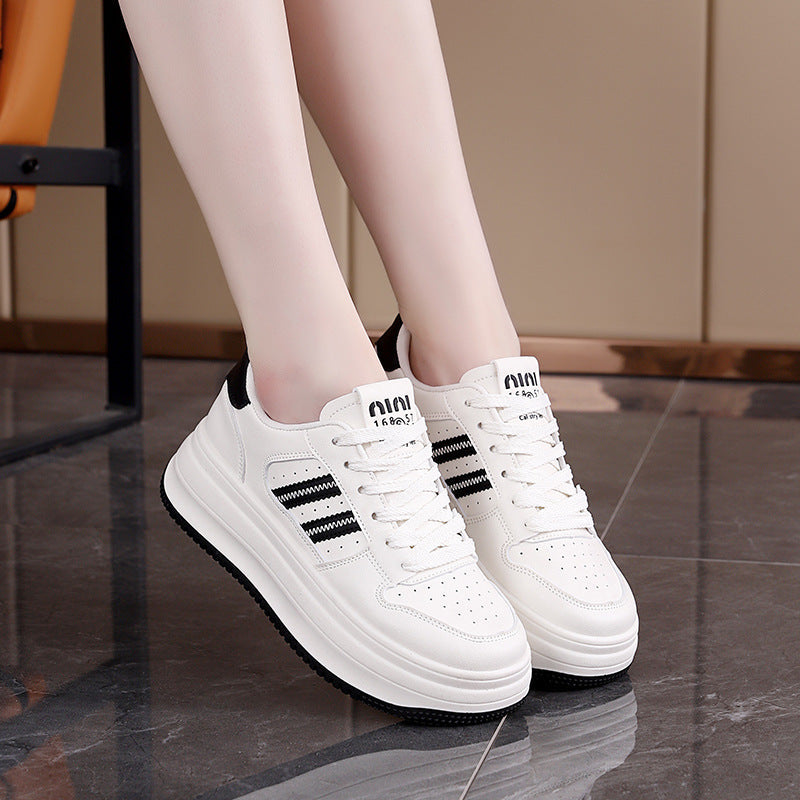 Damen Plattform Sneakers mit trendigem Design und stabiler Profilsohle R&B