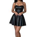 Damen Kunstleder Minikleid mit schwingendem Rock R&B