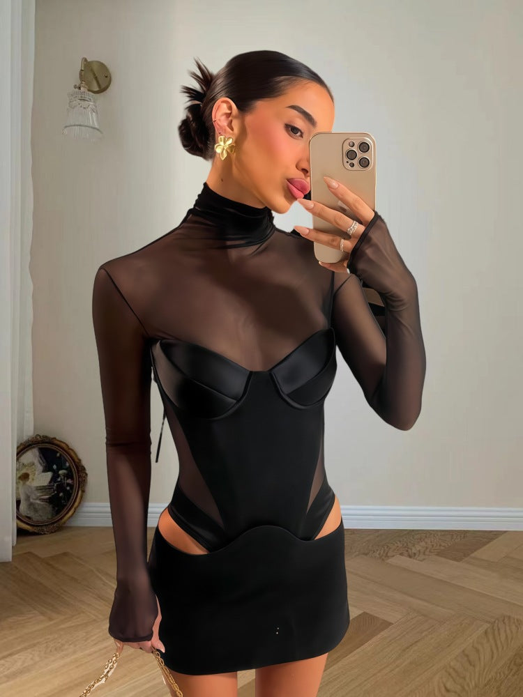 Damen Figurbetontes Kleid mit transparenten Einsätzen und rautenförmigen Cut-Outs R&B