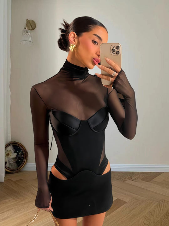 Damen Figurbetontes Kleid mit transparenten Einsätzen und rautenförmigen Cut-Outs R&B