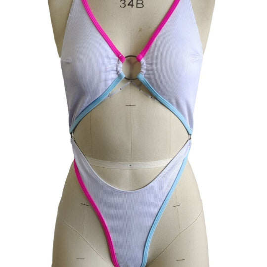 Damen Badeanzug mit verführerischem Cut-Out und modischen Akzenten R&B