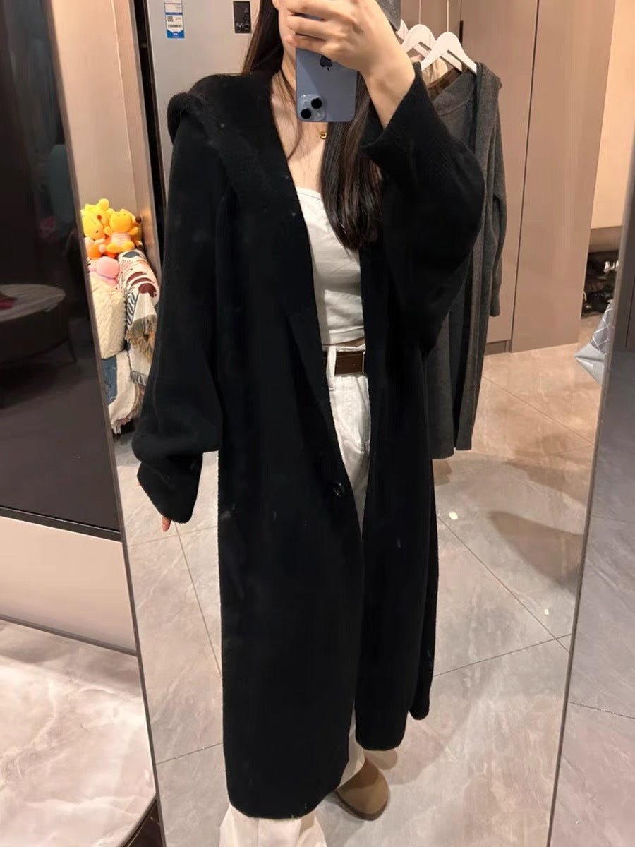 Damen Langer Strickcardigan mit Kapuze und praktischen Knöpfen R&B