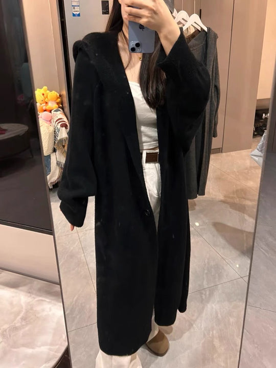 Damen Langer Strickcardigan mit Kapuze und praktischen Knöpfen R&B