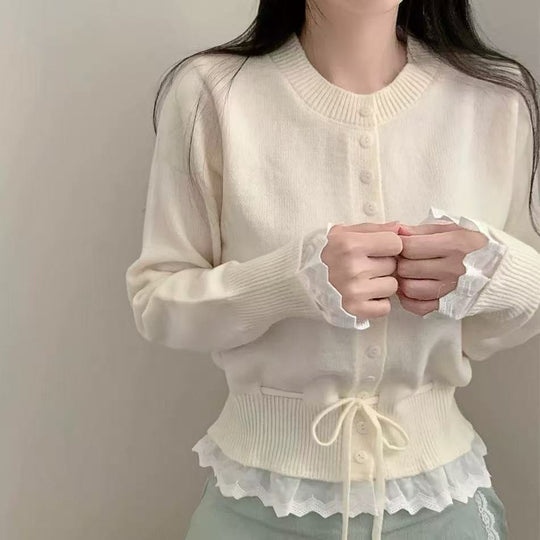 Damen kuscheliger Strickjacke mit fransigen Details und Bändchen R&B
