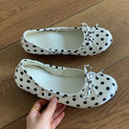 Damen Ballerinas mit raffiniertem Punktenmuster und komfortablem Innenfutter R&B