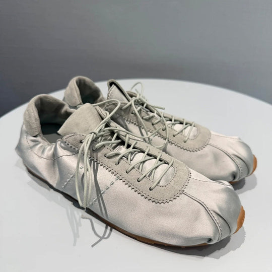 Damen sportive Modellschuhe im eleganten Satin-Look R&B