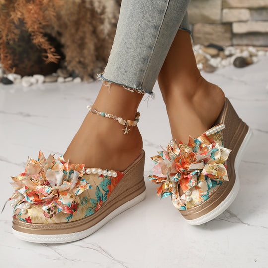 Damen Wedge-Pantoletten mit floralem Design und eleganten Perlenakzenten R&B