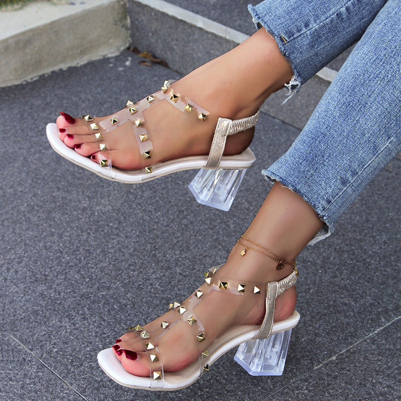 Damen trendige Riemchen-Sandalen mit funkelnden Nieten und transparentem Blockabsatz R&B