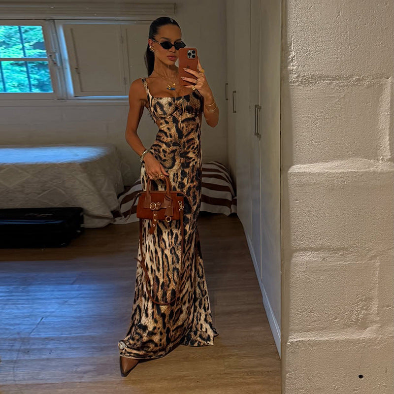 Damen Maxikleid mit tierischem Motiv und elegantem Schnitt R&B