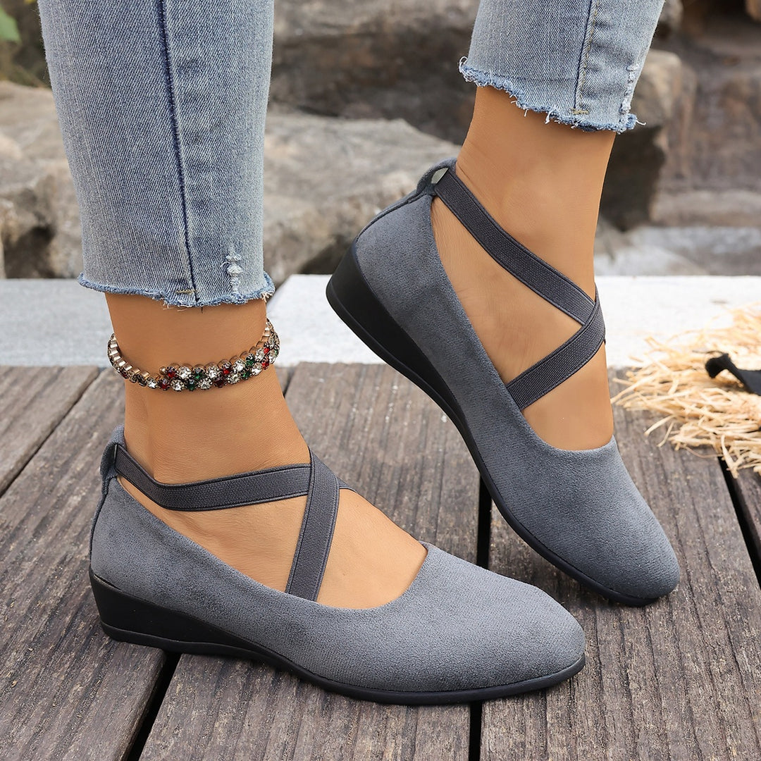 Damen Halbschuhe mit elegantem Riemendesign R&B
