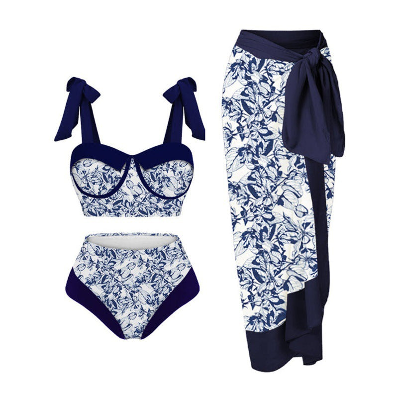 Damen Bikini-Set mit floralem Design und elegantem Überrock R&B