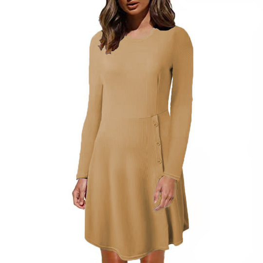 Damen Strickkleid mit Knopfdetails und eng anliegendem Oberteil R&B