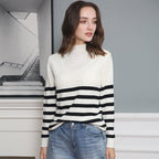 Damen modischer Strickpullover mit Streifenmuster und Knopfdetails