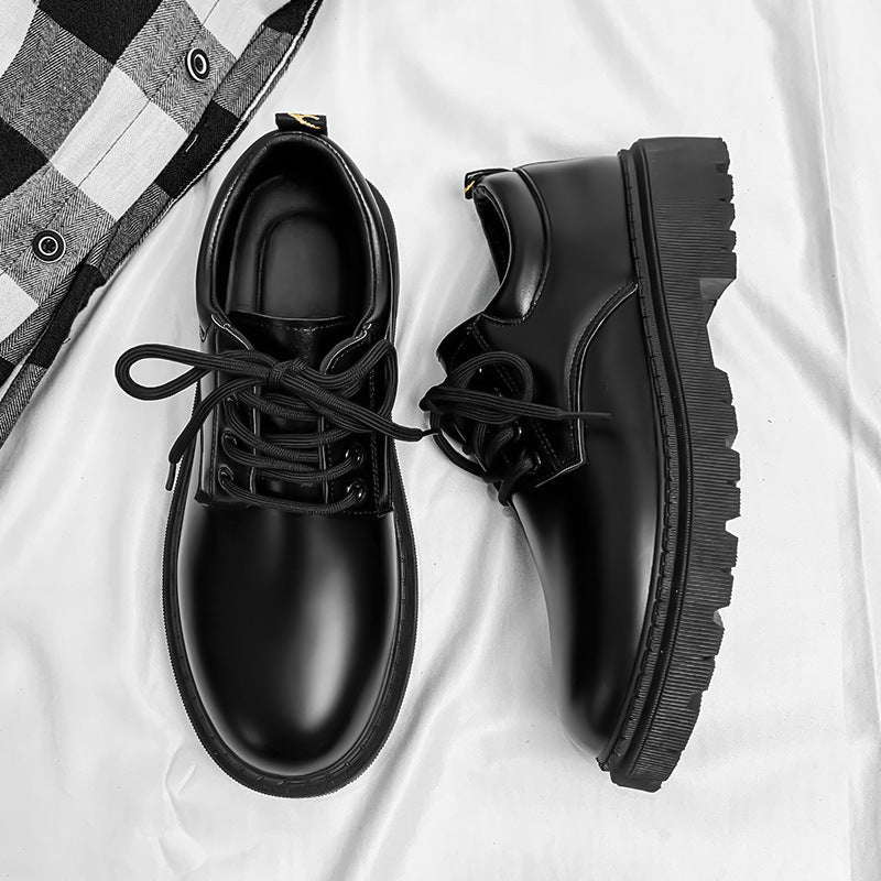 Herren Schnürschuhe mit rutschfester Sohle von