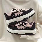 Damen Sportliche Chunky Sneakers mit dynamischem Design und elastischen Schnürsenkeln