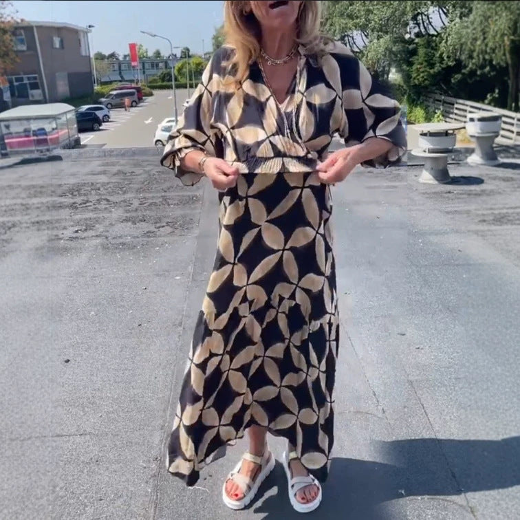 Damen nan Maxikleid mit geometrischem Alloverprint, smockierter Taille und Volantstufen R&B