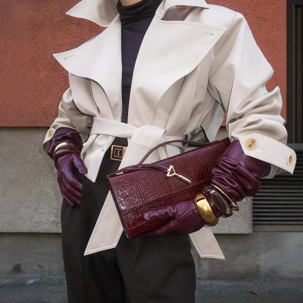 Damen stylischer Trenchcoat mit breitem Kragen und Gürteldetails R&B