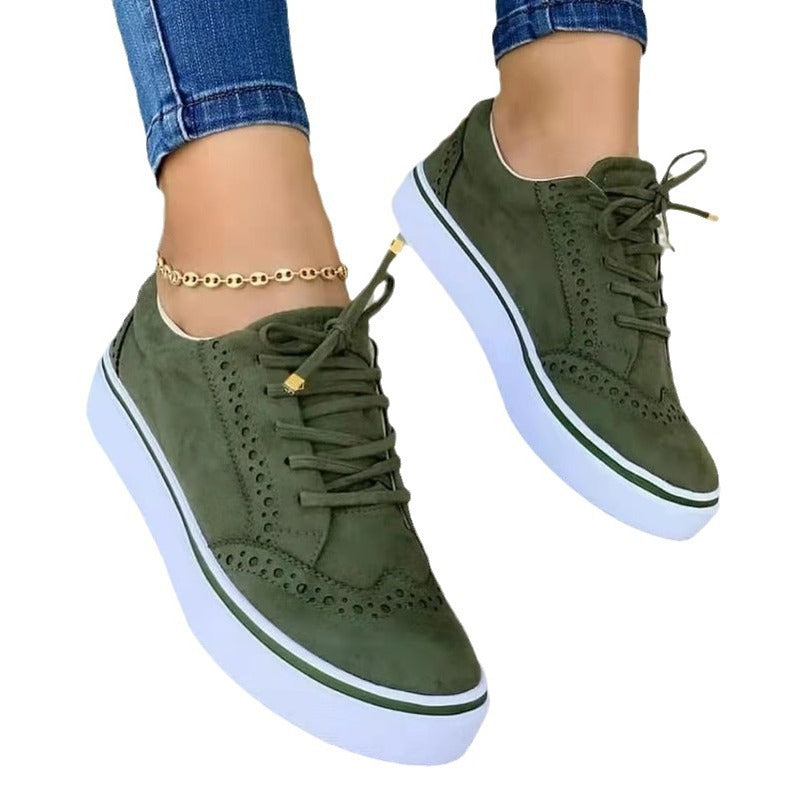 Damen Sneaker im eleganten Design mit klassischer Brogue-Detailierung EB