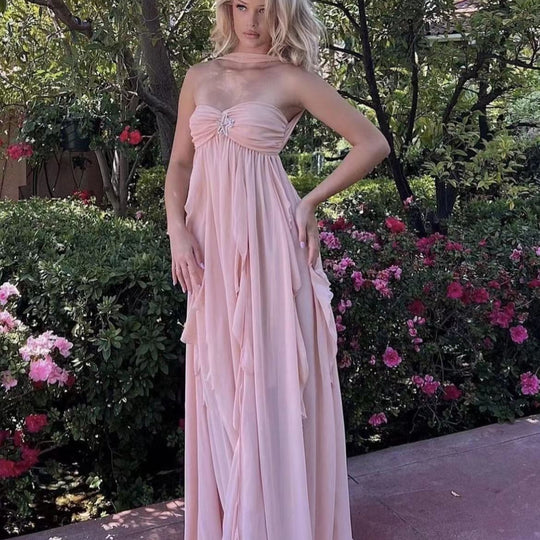 Damen Elegantes Maxi-Kleid mit asymmetrischem Saum und zarten Rüschendetails R&B