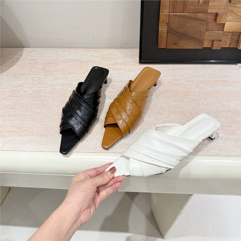 Damen elegante Mules mit geschwungenem Riemendetail R&B