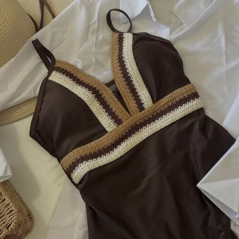 Damen Eleganter Einteiler-Badeanzug mit raffinierten Farbdetails R&B