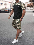 Herren Camouflage Sportanzug mit modernem Design und praktischen Taschen