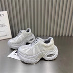 Damen Sportliche Chunky Sneakers mit atmungsaktiven Mesh-Einsätzen