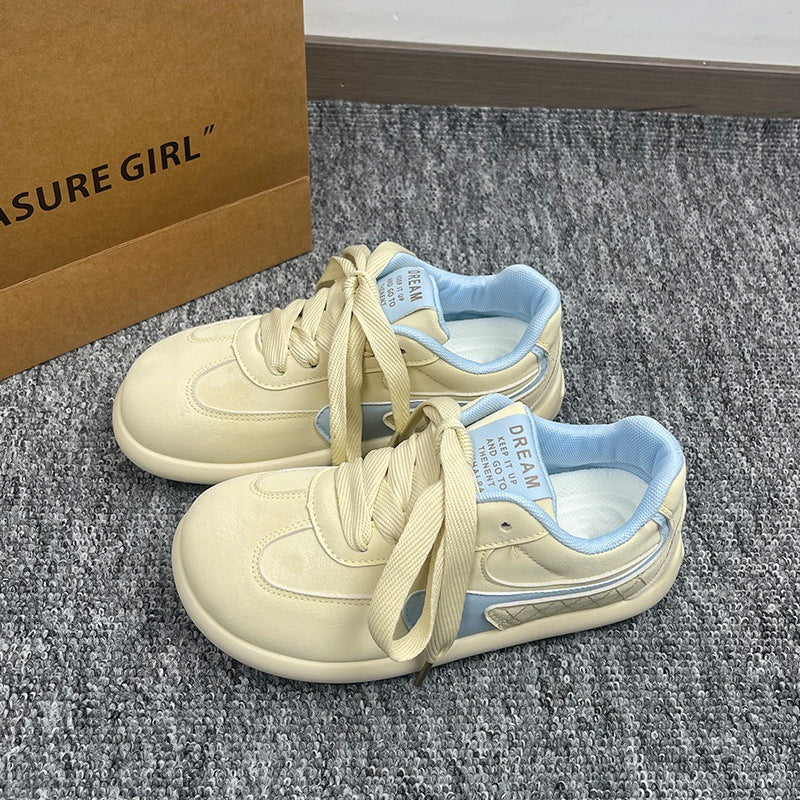 Damen Sportliche Sneakers mit modischem Schnitt und innovativem Design R&B