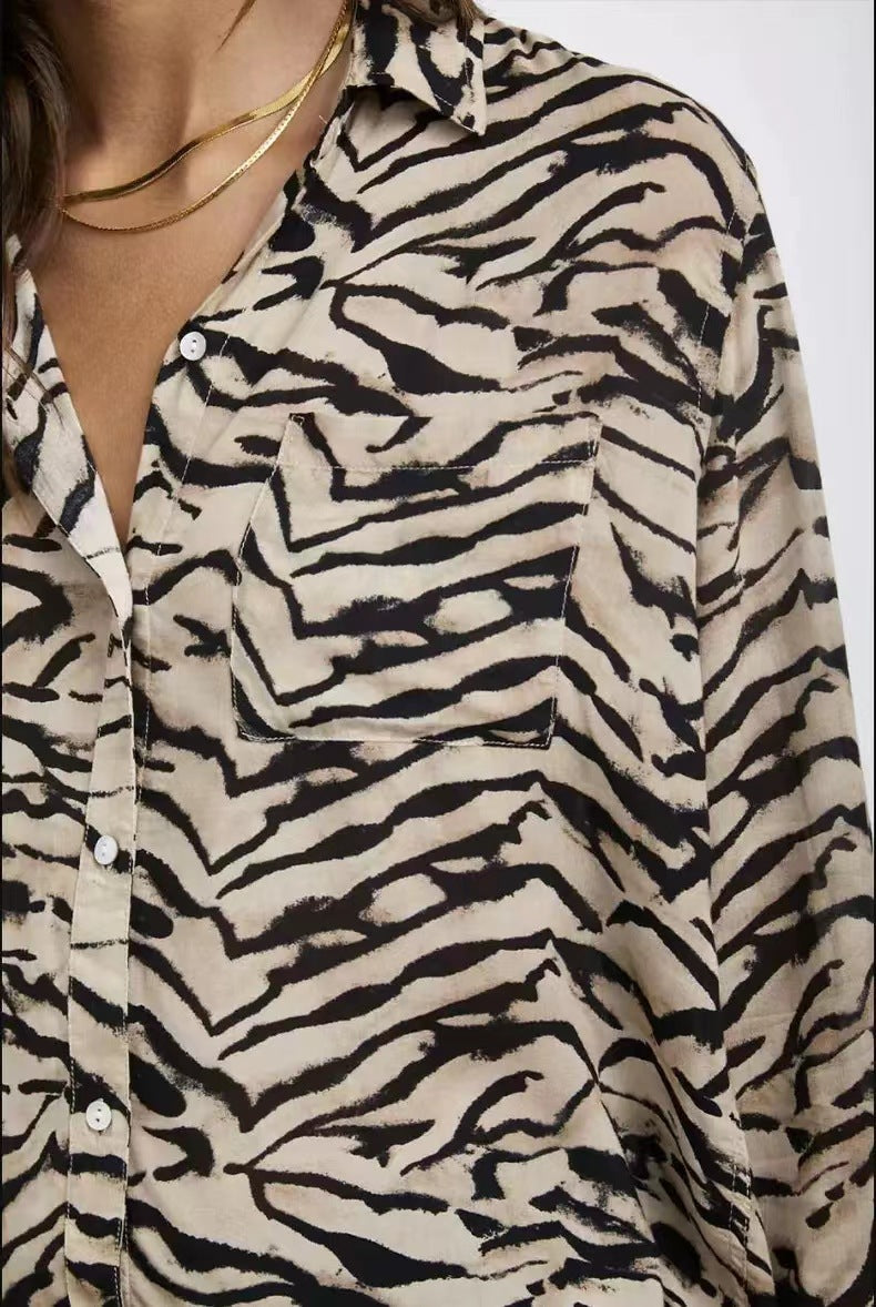 Damen Bluse mit auffälligem Tiermotiv und lockerer Passform R&B