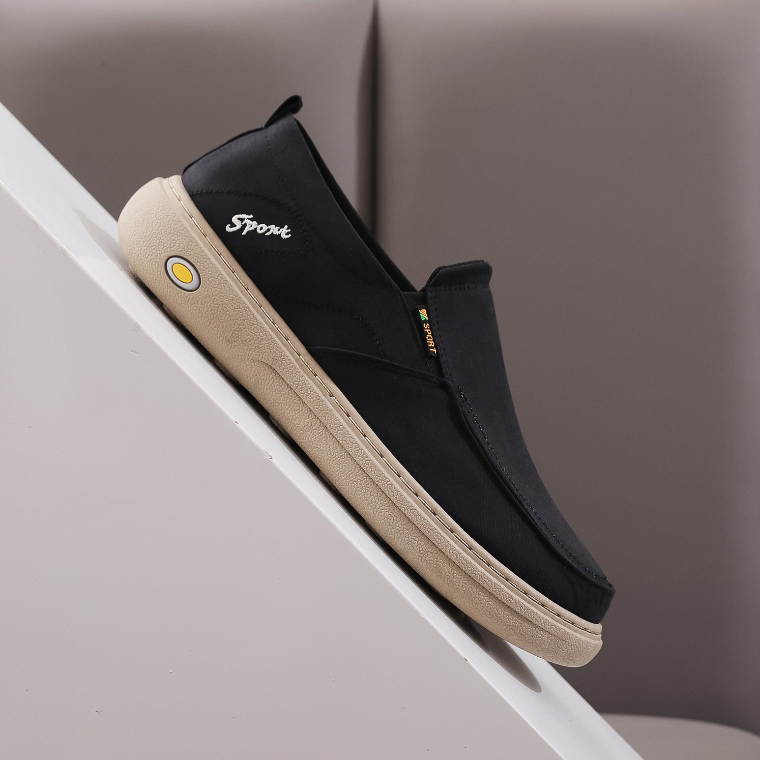 Damen sportliche Slip-On Schuhe mit komfortabler Innensohle und rutschfester Sohle