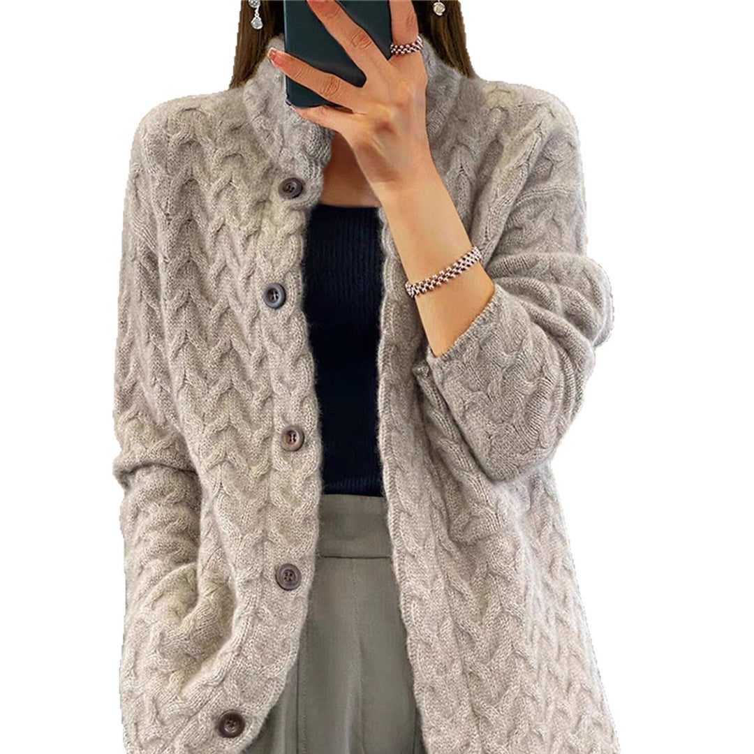 Damen Strickjacke mit strukturiertem Muster und Knopfdetail R&B