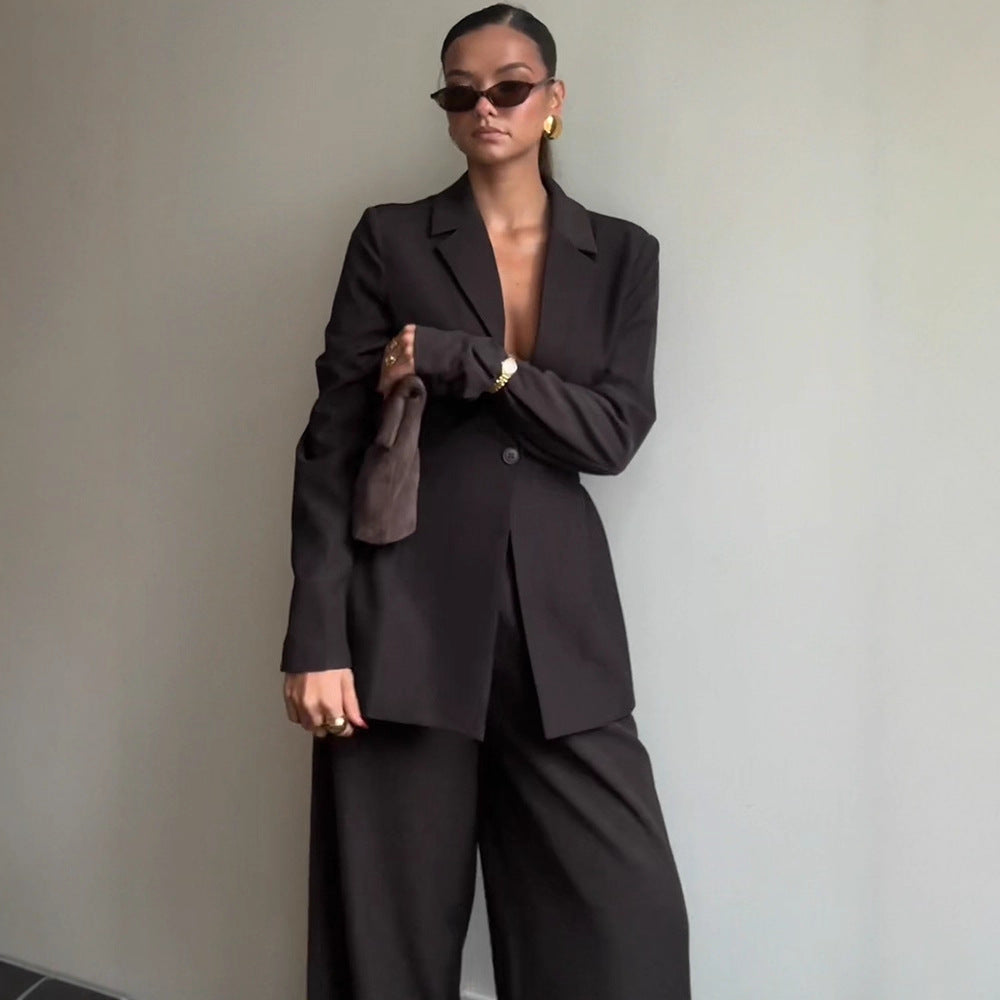 Damen Blazer mit tiefem V-Ausschnitt und eleganter Silhouette R&B