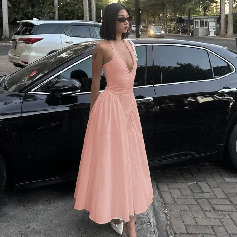 Damen Elegantes Maxikleid mit tiefem V-Ausschnitt und fließendem Rock R&B