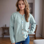 Damen kuschelige Strickjacke mit bunten Knopfdetails R&B
